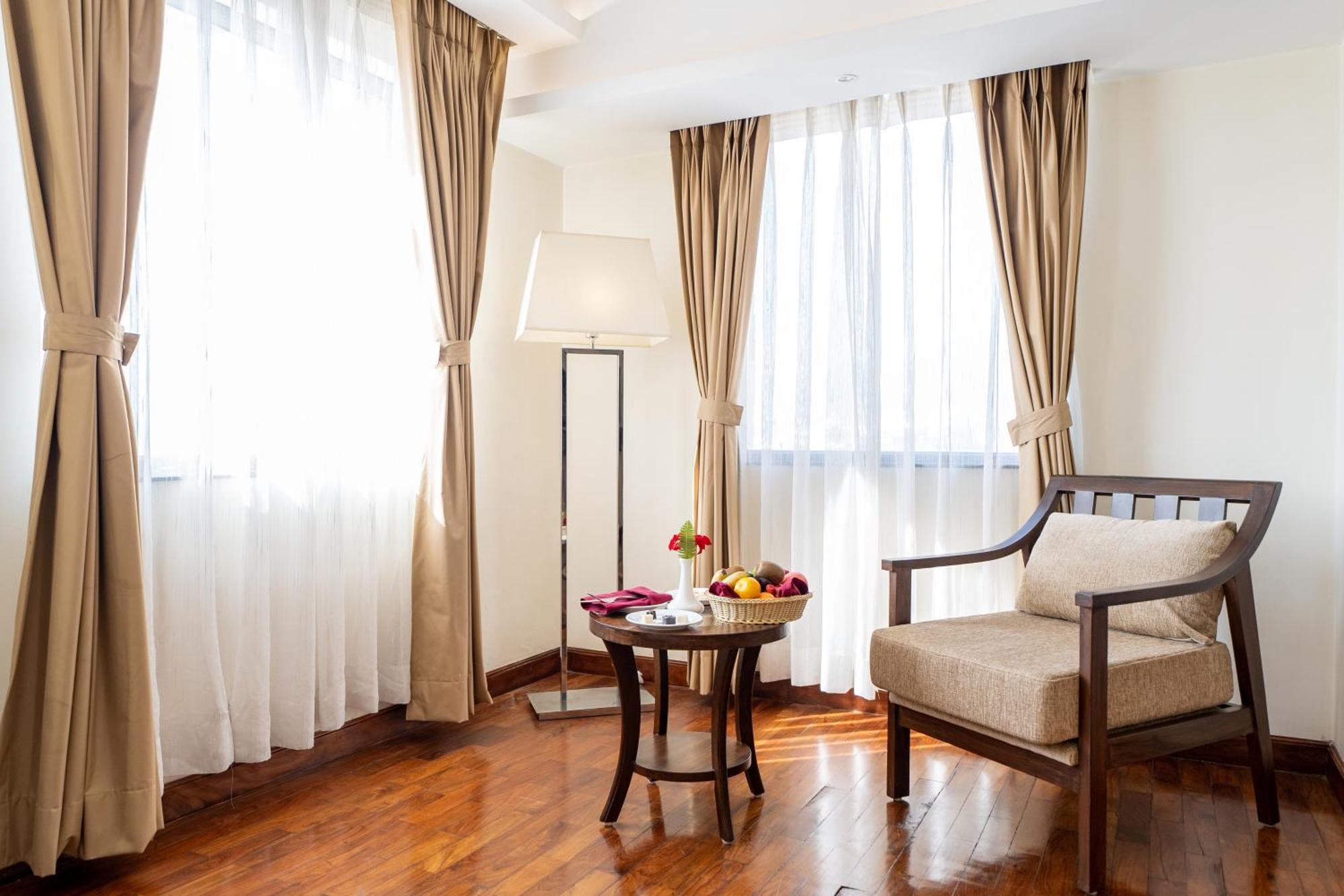 อกามา โฮเต็ล Hotel กาฐมาณฑุ ภายนอก รูปภาพ